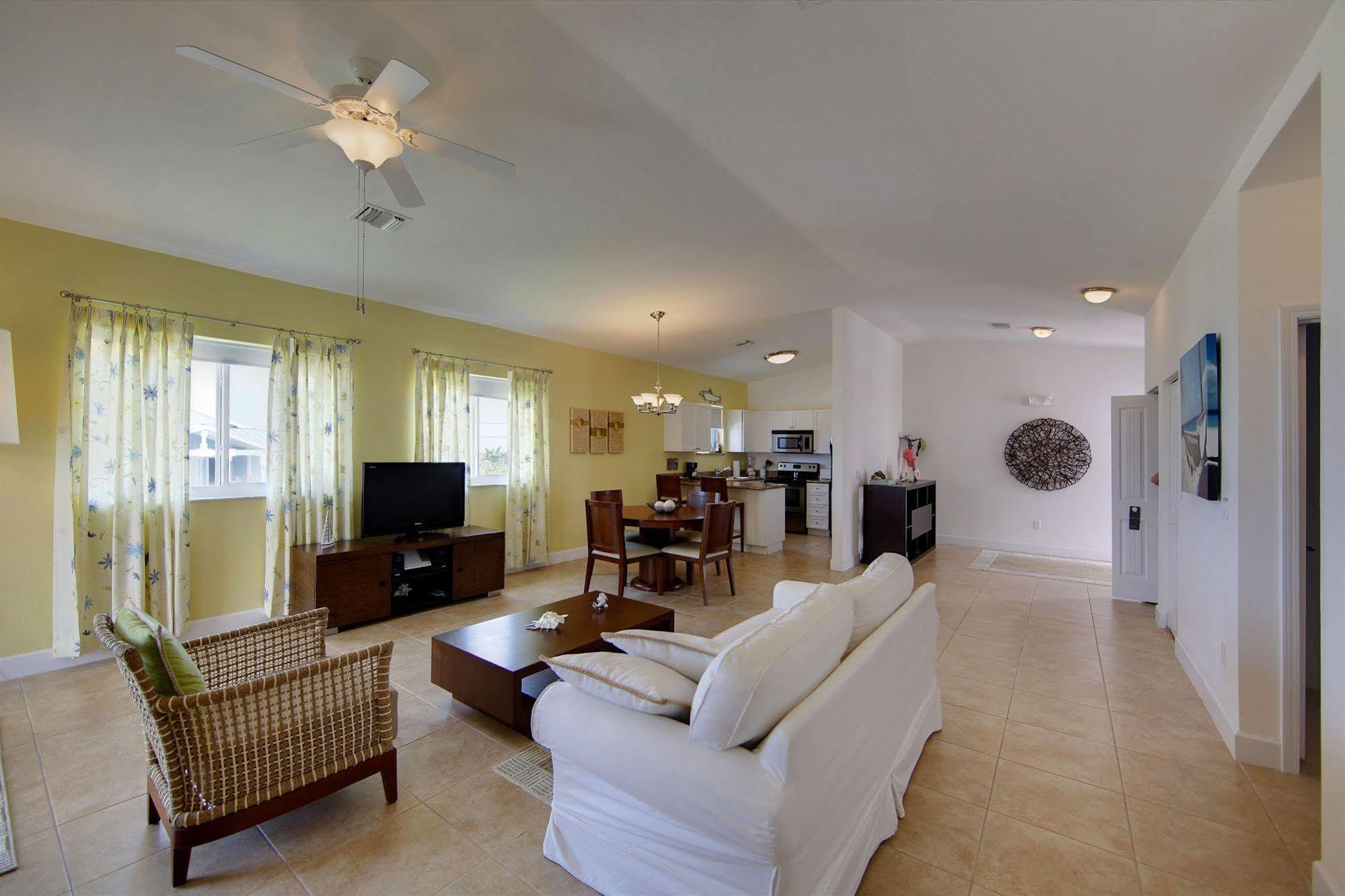 Resorts World Bimini Bailey Town  Экстерьер фото