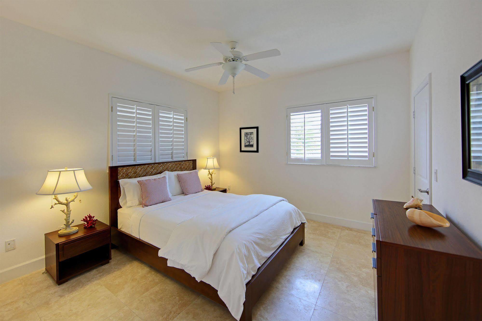 Resorts World Bimini Bailey Town  Номер фото